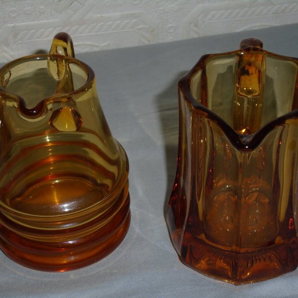 VINTAGE MINIATURE, AMBER GLASS, LOT, PITCHER/DECANTER & VASE, USED NICELY STORED - Picture 7 of 15